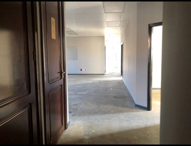 443M² OFFICE TO LET IN SANDTON CENTRAL